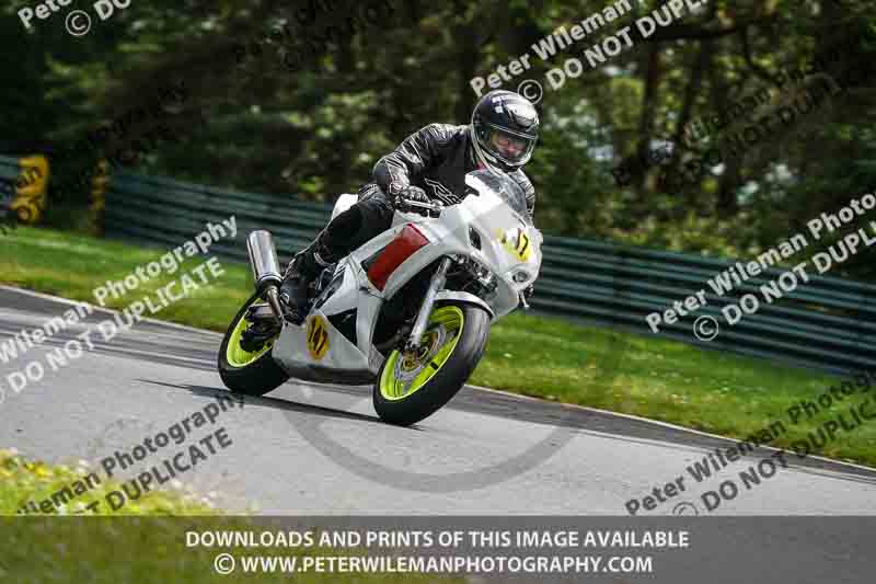 cadwell no limits trackday;cadwell park;cadwell park photographs;cadwell trackday photographs;enduro digital images;event digital images;eventdigitalimages;no limits trackdays;peter wileman photography;racing digital images;trackday digital images;trackday photos